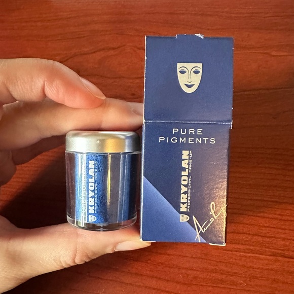 Kryolan Pure Trust pigment - Picture 2 of 5